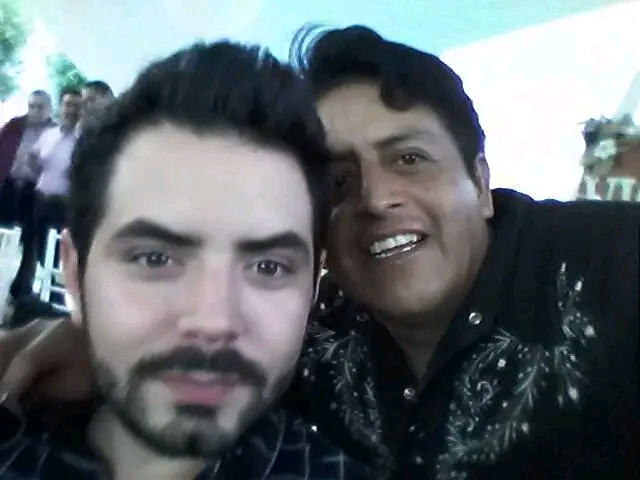 Colaboración especial